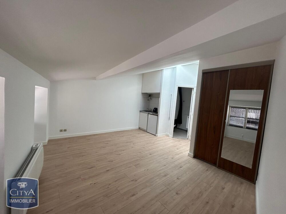 location Appartement - 1 pièce(s) - 18 m² Poitiers (86000)