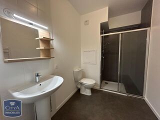  Appartement à louer 1 pièce 37 m²