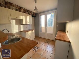  Appartement à louer 4 pièces 61 m²