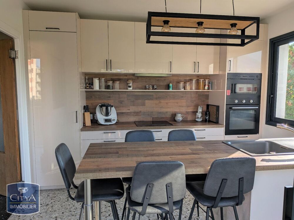 À LOUER : Maison T6 située dans le secteur des Facultés ....