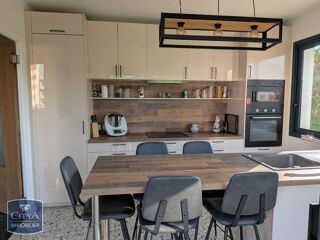  Maison à louer 6 pièces 153 m²