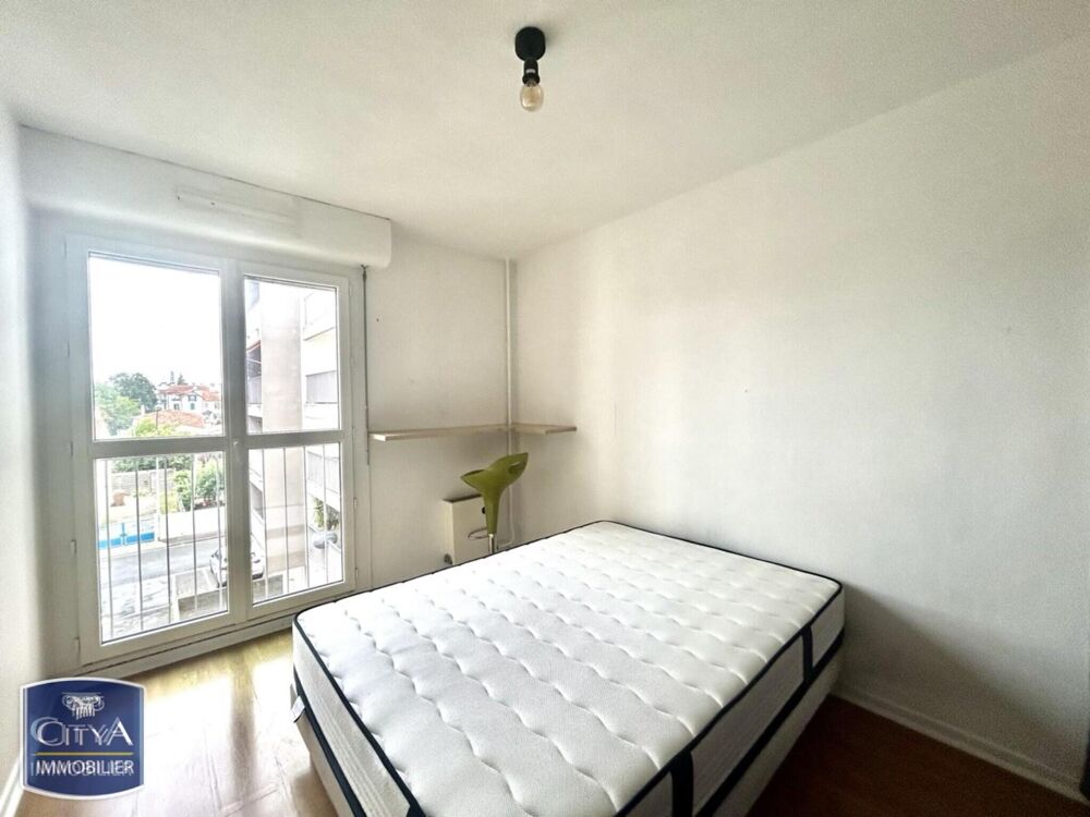 location Appartement - 5 pièce(s) - 103 m² Billère (64140)