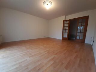  Appartement à louer 1 pièce 40 m²
