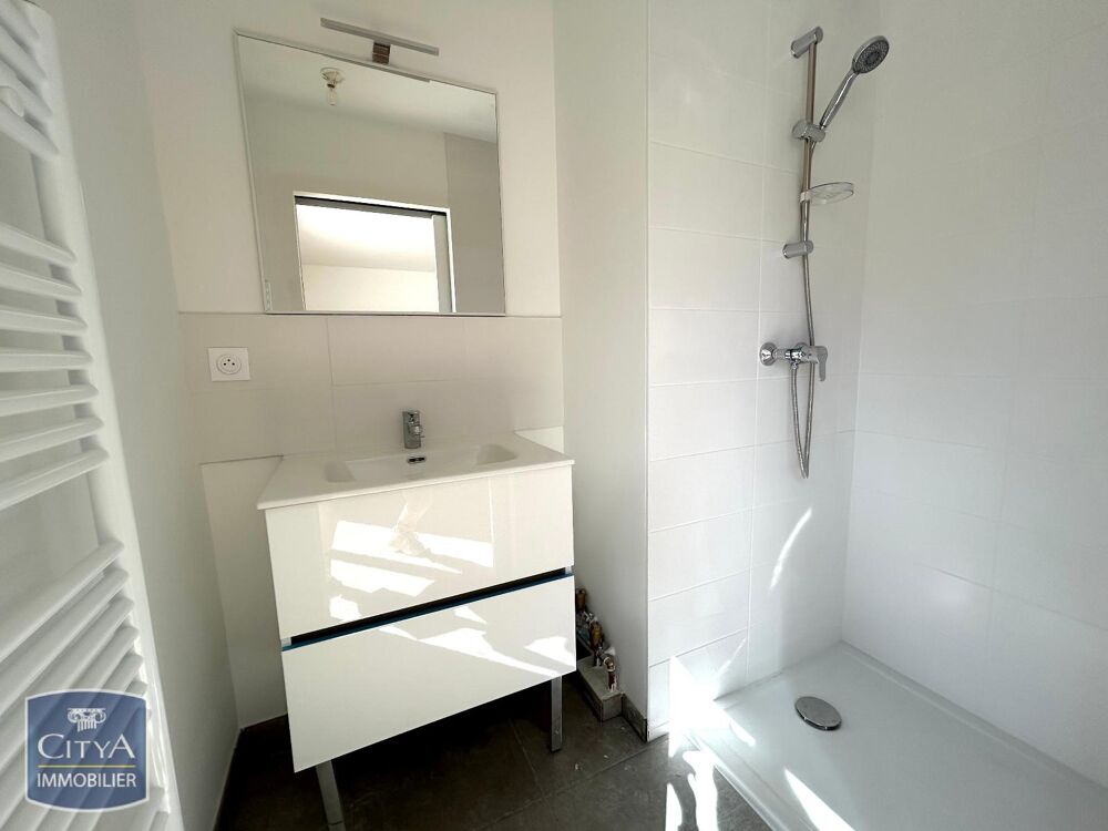 À louer : Appartement neuf T4 situé à Saint-Étienne, dan....