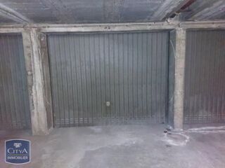  Parking / Garage à louer 