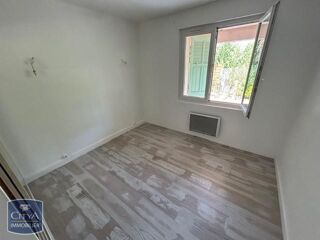  Appartement à louer 4 pièces 72 m²