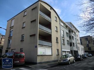  Parking / Garage à louer 15 m²