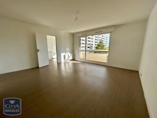  Appartement à louer 3 pièces 73 m²