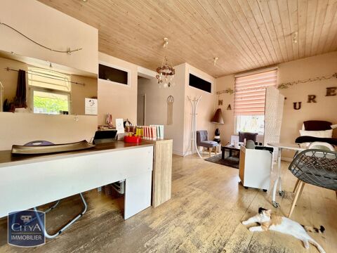 À LOUER ! Découvrez ce local commercial idéalement si... 820 33420 Branne