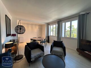  Appartement à louer 2 pièces 50 m²