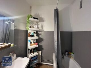  Appartement à louer 1 pièce 34 m²