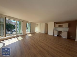 Appartement à louer 4 pièces 89 m²