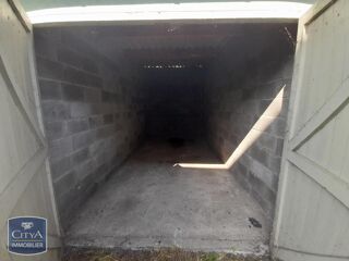  Parking / Garage � louer 