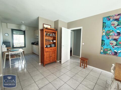  Appartement  louer 4 pices 82 m