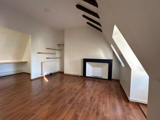  Appartement à louer 3 pièces 49 m²