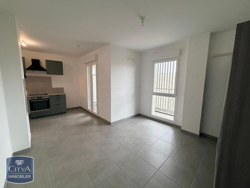 location Appartement - 1 pièce(s) - 28 m² Marseille 6