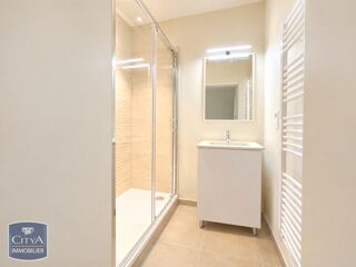  Appartement à louer 2 pièces 53 m²