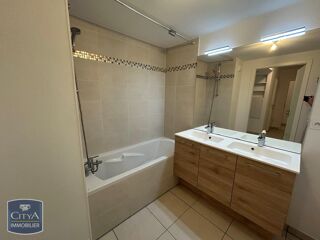  Appartement � louer 3 pi�ces 64 m�