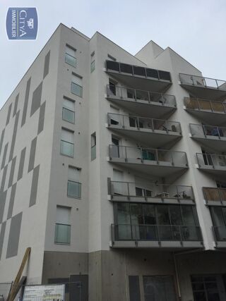  Parking / Garage � louer 