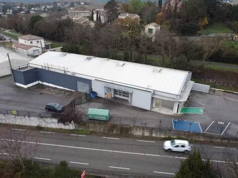 Situé le long de l'Avenue de Lattre de Tassigny à Aub... 5500 07200 Aubenas