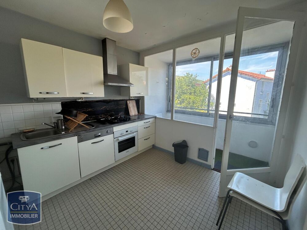 À LOUER : Découvrez cet appartement moderne et chaleureu....