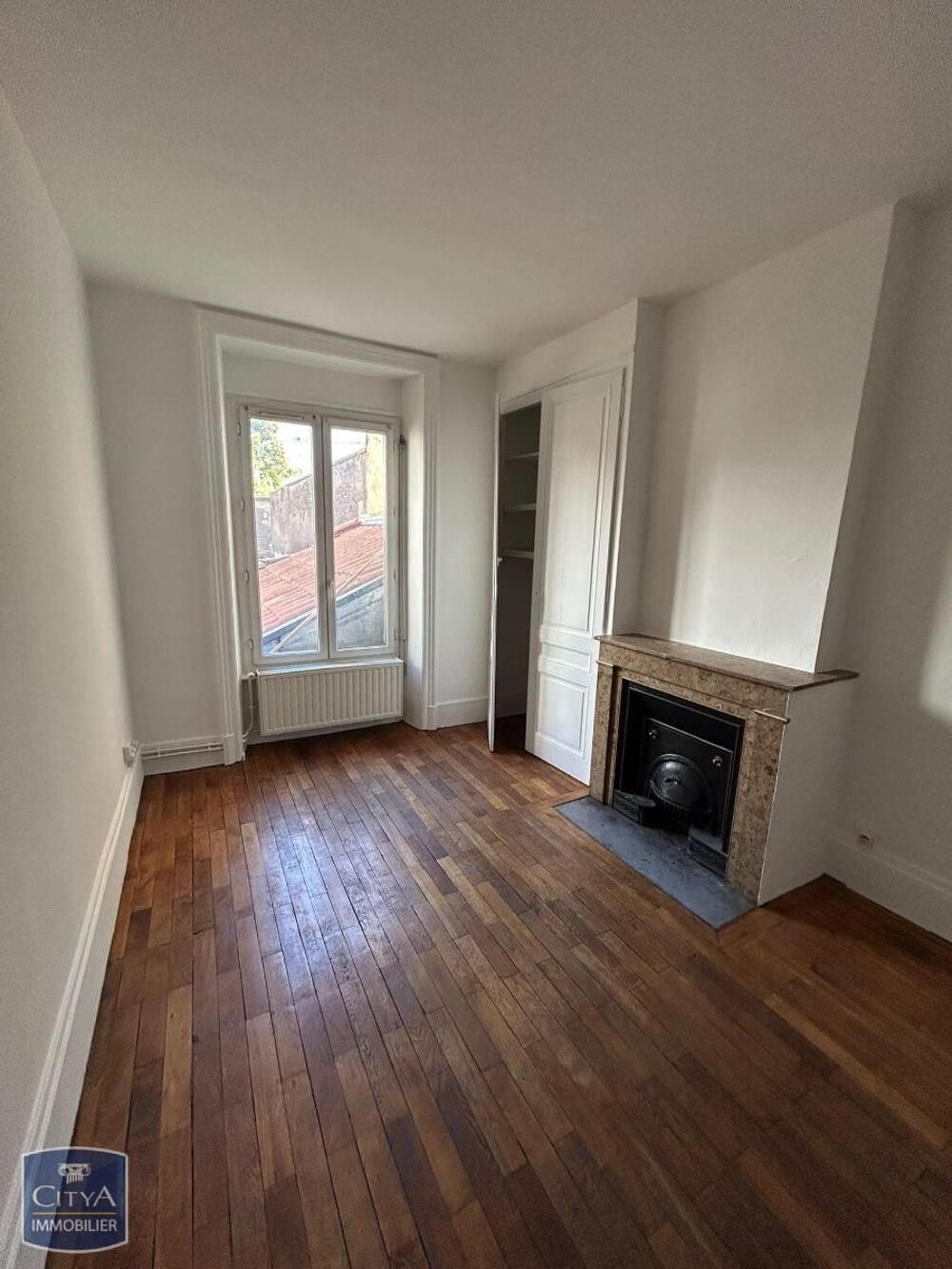 location Appartement - 3 pièce(s) - 78 m² Lyon 7