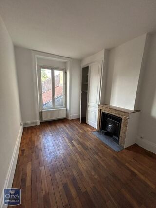  Appartement à louer 3 pièces 78 m²