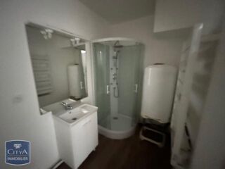  Appartement à louer 1 pièce 30 m²