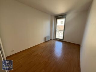  Appartement à louer 5 pièces 110 m²