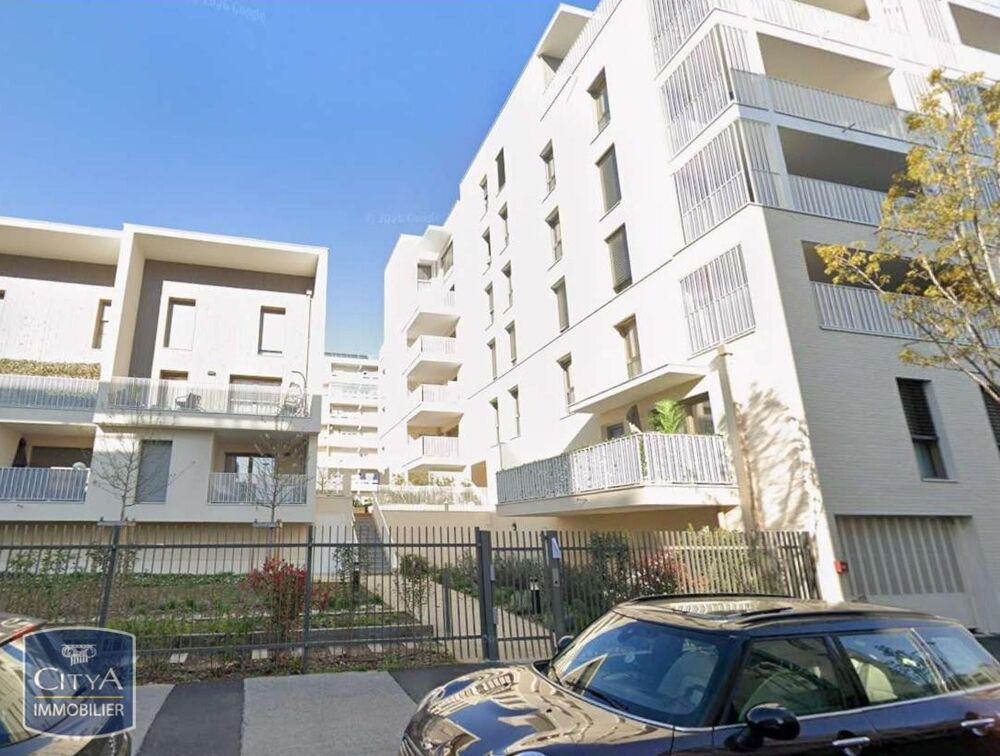 location Appartement - 3 pièce(s) - 70 m² Vénissieux (69200)