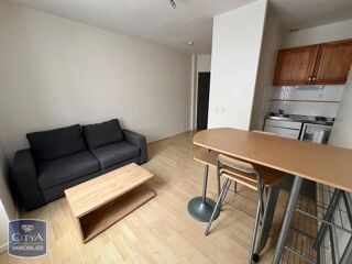  Appartement à louer 2 pièces 27 m²