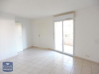  Appartement à louer 3 pièces 53 m²
