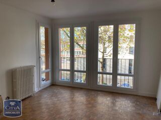  Appartement à louer 3 pièces 63 m²