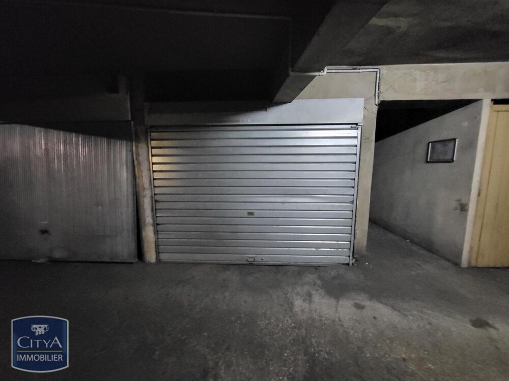 location Parking / Garage Marseille 1