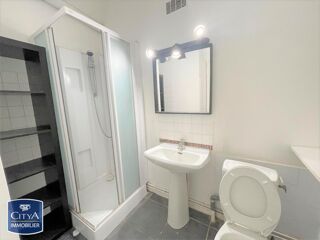  Appartement à louer 2 pièces 33 m²