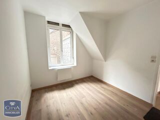  Appartement à louer 2 pièces 27 m²