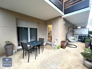  Appartement à louer 2 pièces 44 m²