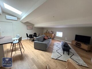  Appartement à louer 2 pièces 72 m²
