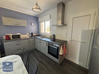  Appartement à louer 3 pièces 74 m²