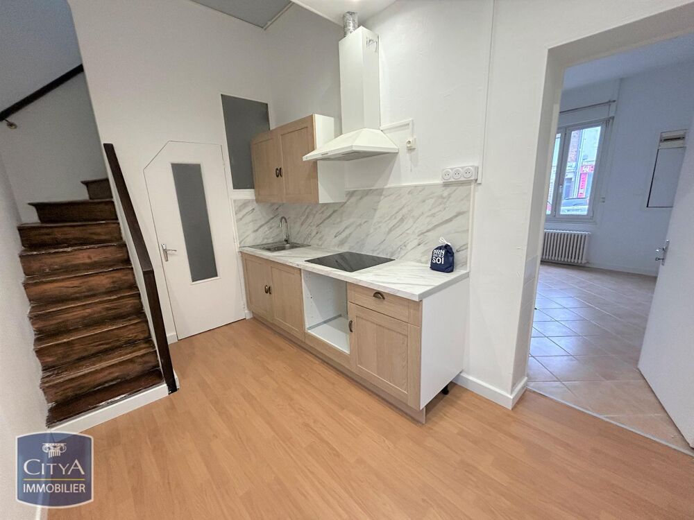 À LOUER : Maison T2bis sur 3 niveaux idéalement placée r....