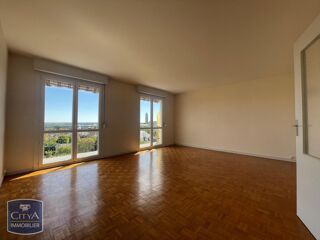  Appartement à louer 3 pièces 75 m²
