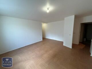  Appartement à louer 1 pièce 32 m²