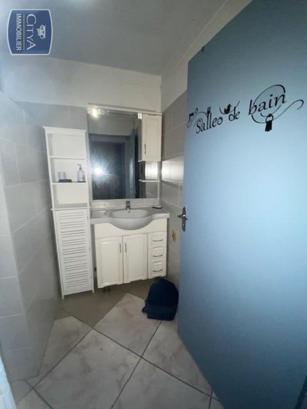 location Maison - 4 pièce(s) - 80 m² Saint-Joseph (97480)