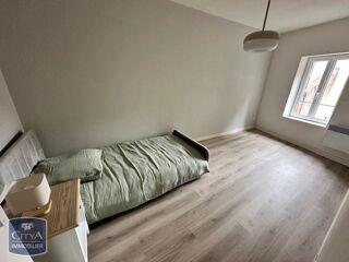  Appartement à louer 4 pièces 68 m²