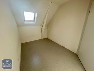  Appartement à louer 2 pièces 33 m²