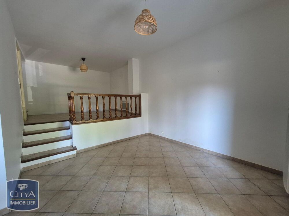 location Maison - 3 pièce(s) - 72 m² Mormoiron (84570)