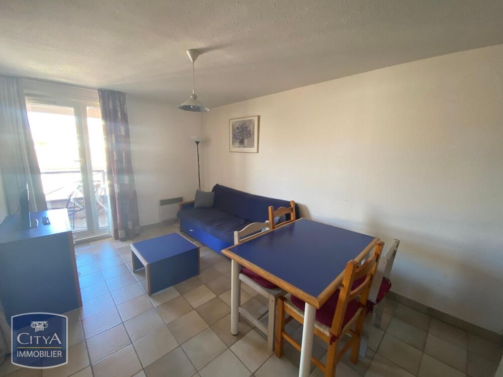 À LOUER : Appartement T1 BIS à Nîmes, situé dans le quar....