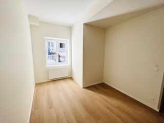  Appartement à louer 2 pièces 64 m²