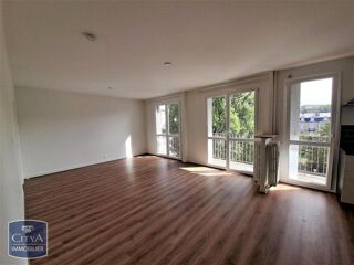 location Appartement - 3 pièce(s) - 75 m² Poitiers (86000)