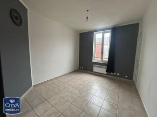  Appartement à louer 3 pièces 48 m²